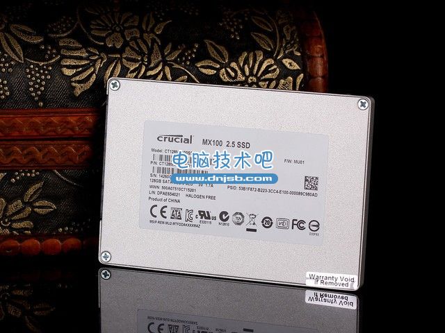 杰出入门作品 观英睿达MX100 128G SSD