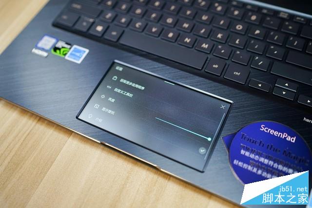 独一无二的屏幕触控板 华硕灵耀X Pro 15评测 