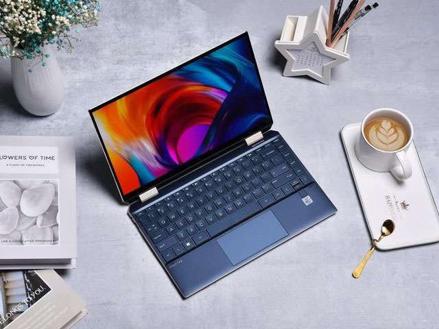 惠普发布英特尔移动超能版笔记本惠普Spectre x360变形本：重新定义高端PC体验 