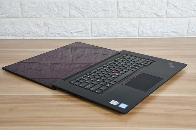 隐士还是猛士？ThinkPad X1隐士为设计师而来 