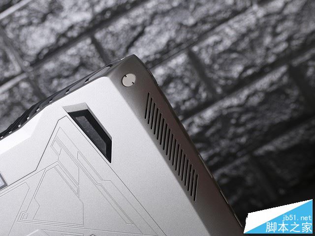 华硕ROG GX701值得买吗？华硕ROG GX701VIK笔记本全面深度评测图解