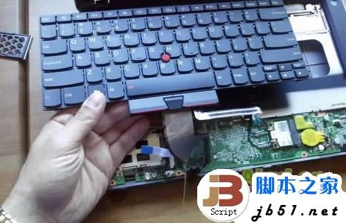 remove-laptop-parts-25.jpg