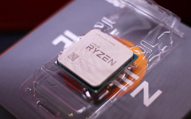 媲美i7高端处理器 锐龙AMD Ryzen7 1800X开箱图赏(附评测)