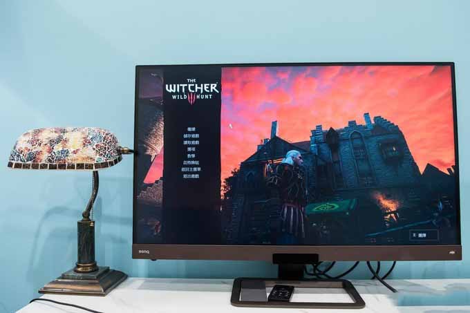 电竞电影多功能新宠，BenQ 高质感4K HDRi萤幕– EW3280U开箱