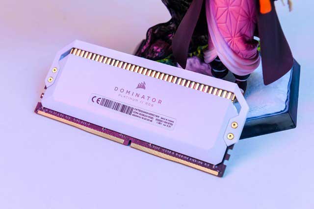 海盗船DDR4 4000 16G内存评测：为电竞发烧而生 