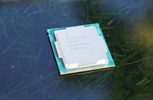 i3 8100和i5 7500哪个好？酷睿i3-8100与i5-7500性能对比测试评测