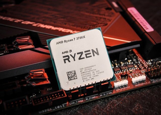 摆脱了主机同质化 三代锐龙R7-3700X搭配RX5700独显3A平台电脑配置