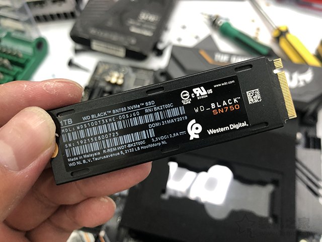 媲美九代i9！十代酷睿i7 10700K配RTX2070Super电脑组装机配置推荐